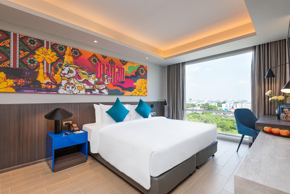 Grand Deluxe Garden View King Room