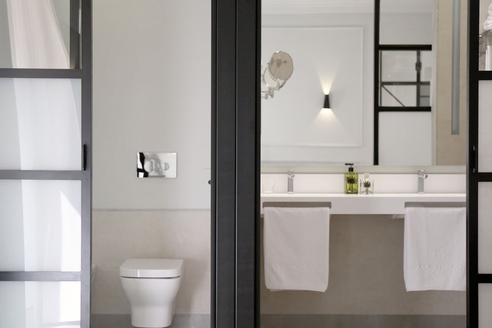 Superior Double Room - Photo 10