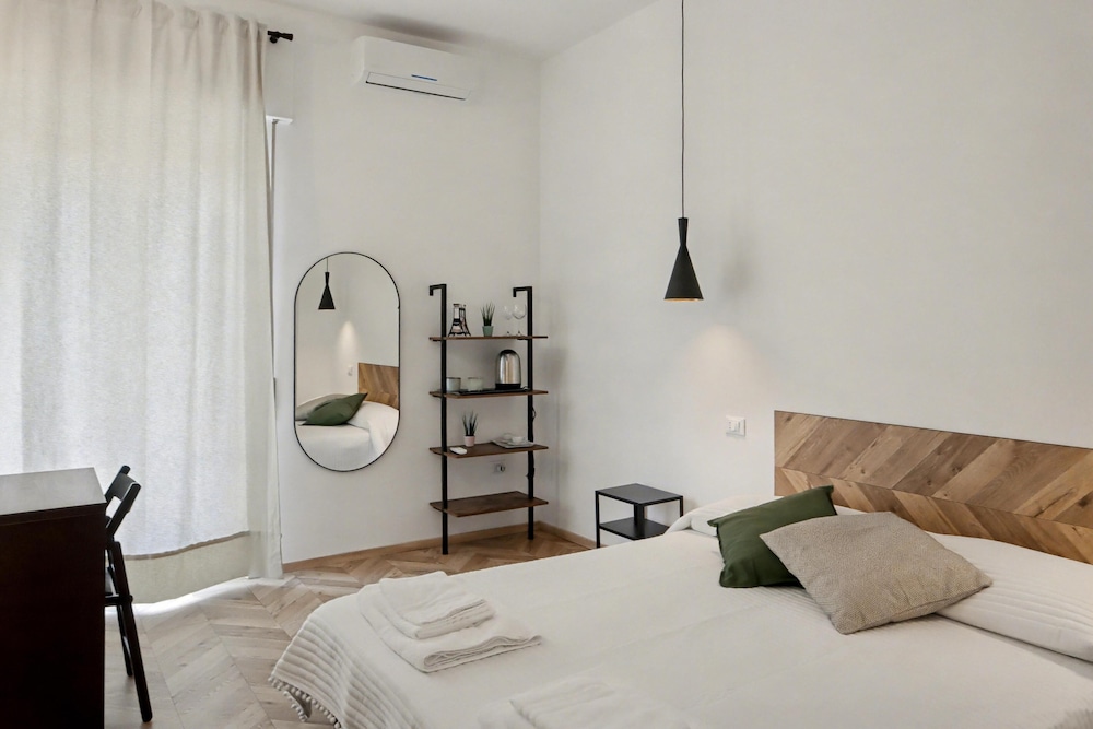 Double Room, Balcony