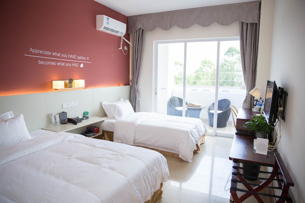 Standard Twin Room photo 2