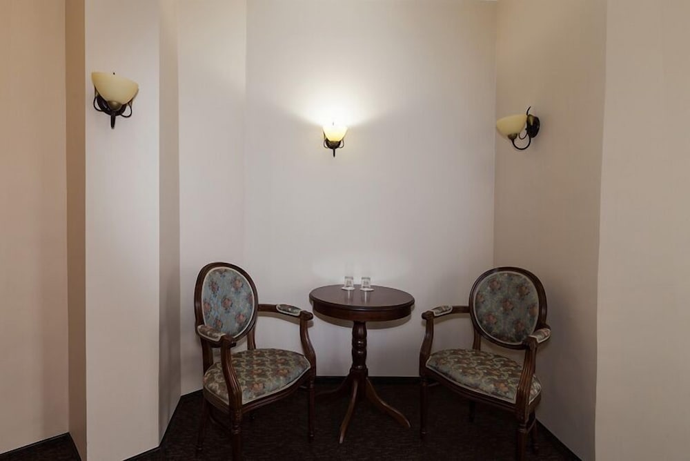 Standard Double Or Twin Room photo 3