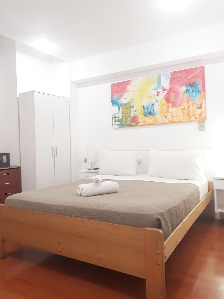 Classic Triple Room, 1 Bedroom photo 3