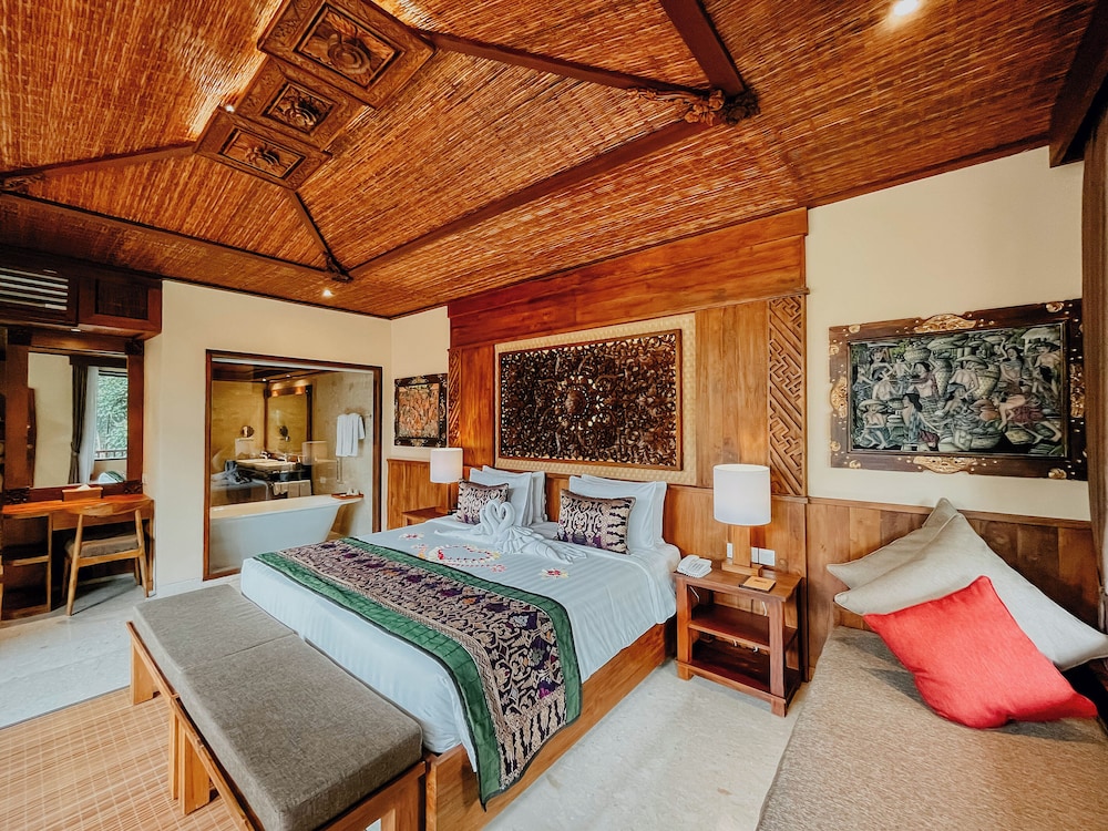 Suite, Balcony - Photo 2