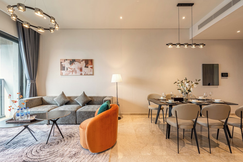 Presidential Suite, 3 Bedrooms, Club Lounge Access, City View