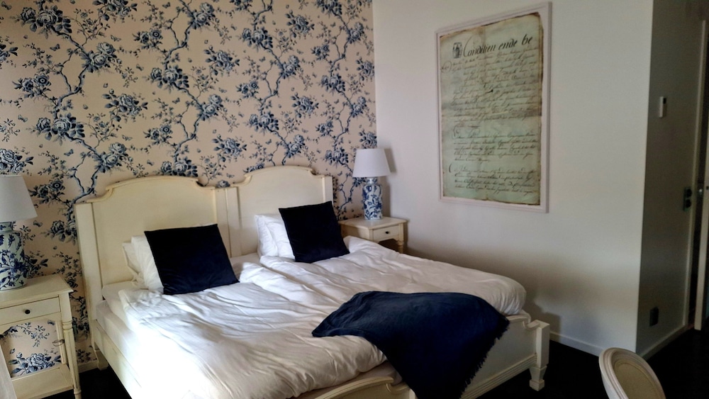 Classic Double Room, Garden View photo 2