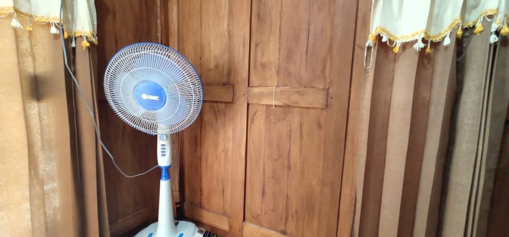 Standard Room (Fan) - Photo 2