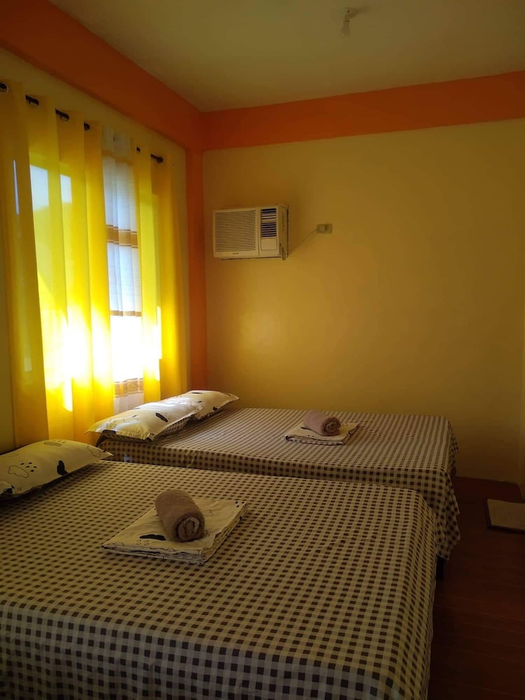 Basic Room photo 2