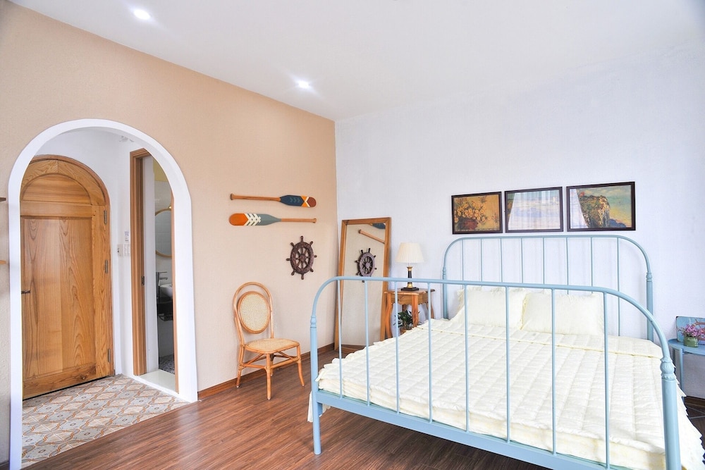 Vintage Room