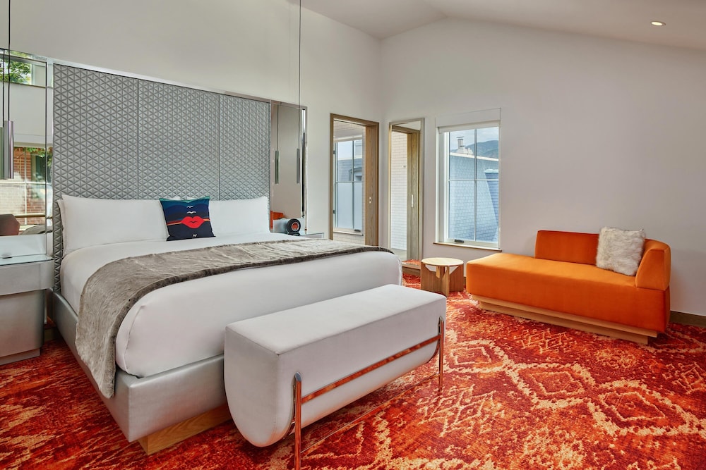 Room, 3 Bedrooms, Balcony - Photo 4