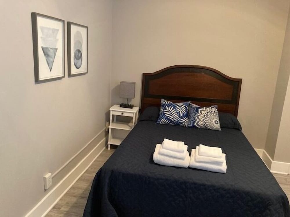 Double Room, Private Bathroom (Room 7)
