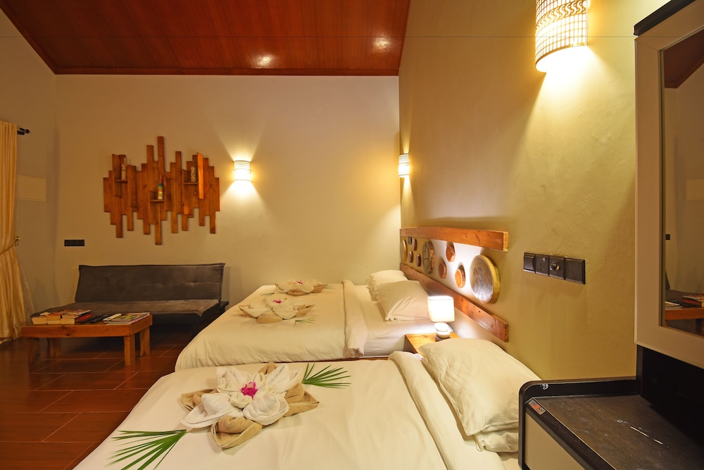 Family Bungalow, 1 Bedroom, Garden View, Garden Area photo 3