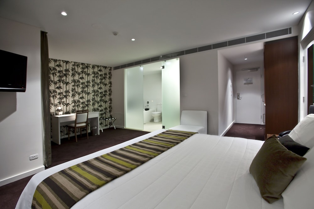 Deluxe King with Spa