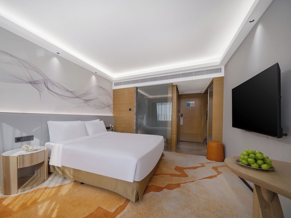 Elegant King Room photo 1