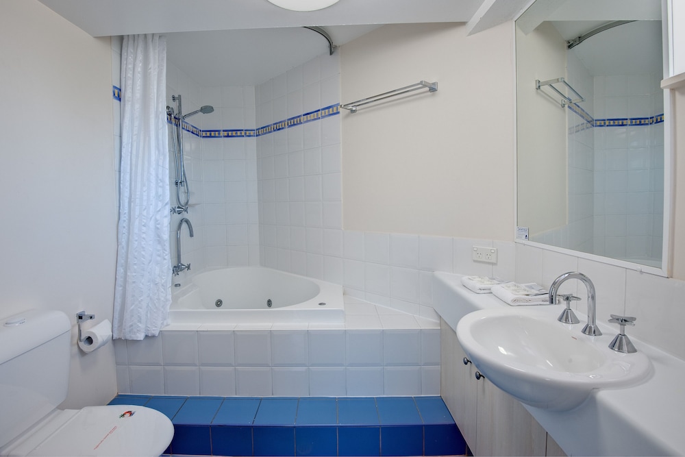 2 Bedrooms Apartment - Photo 2