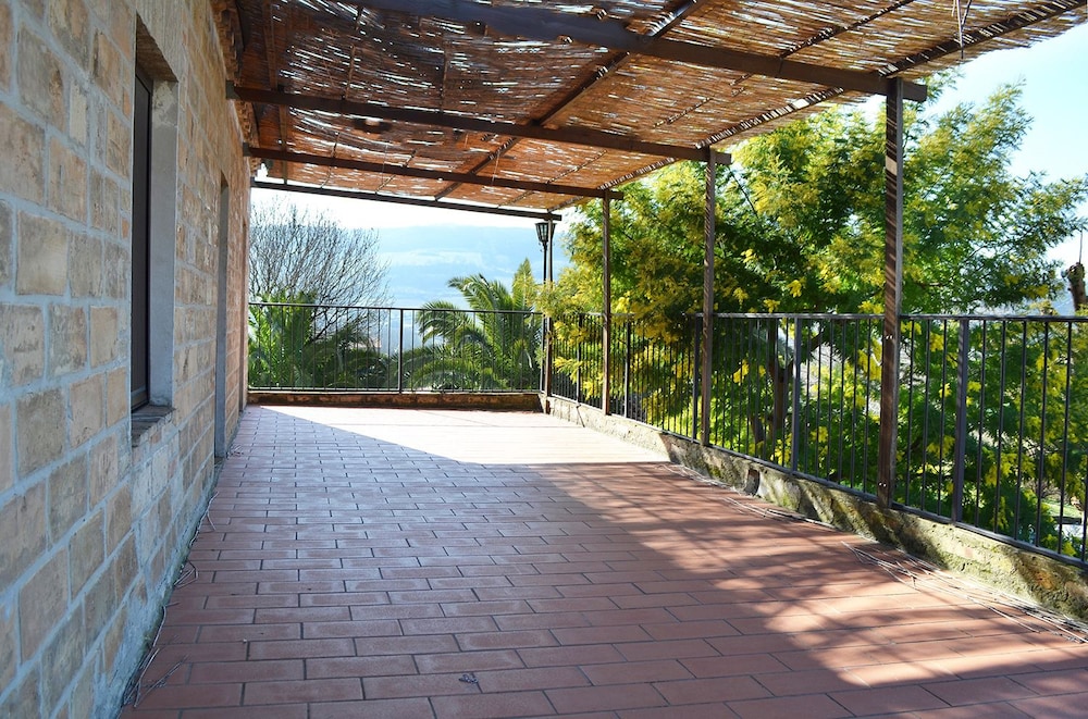 Studio, Terrace, Sea View photo 2