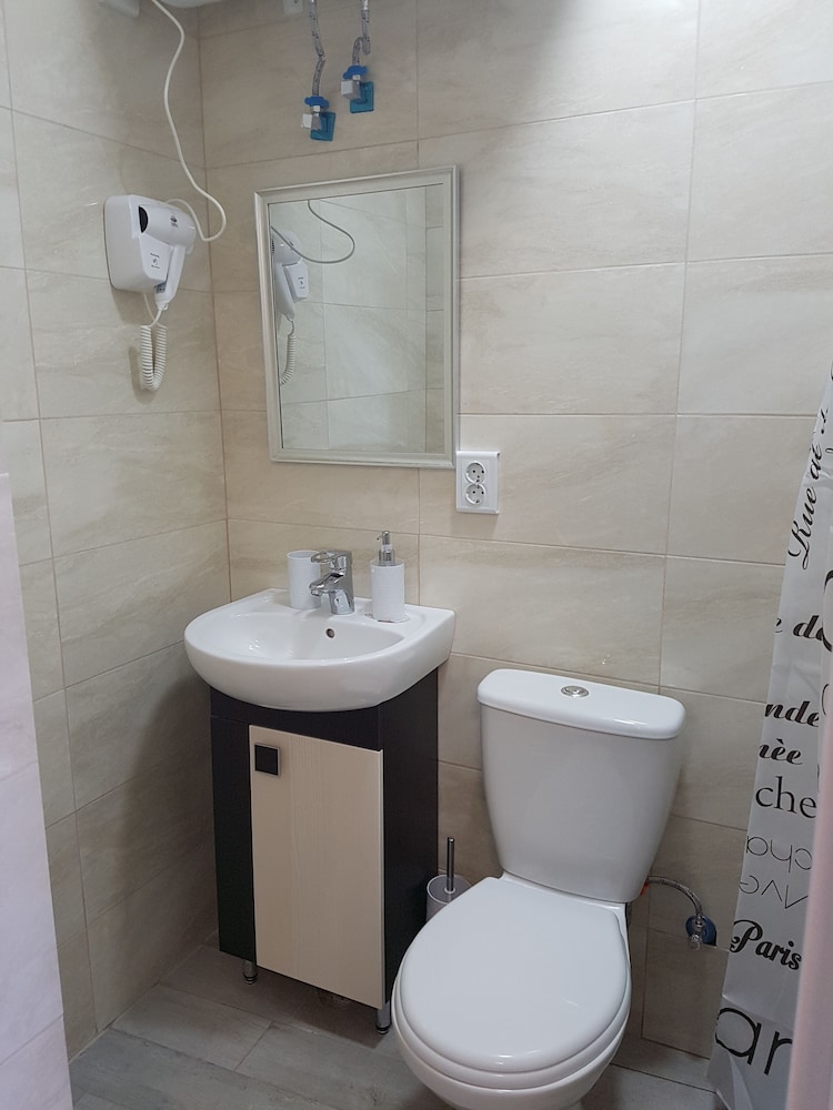 Standard Room (Room 7) photo 2