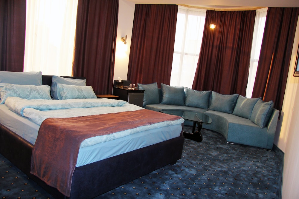 Luxury Double or Twin Room, Non Smoking, Refrigerator