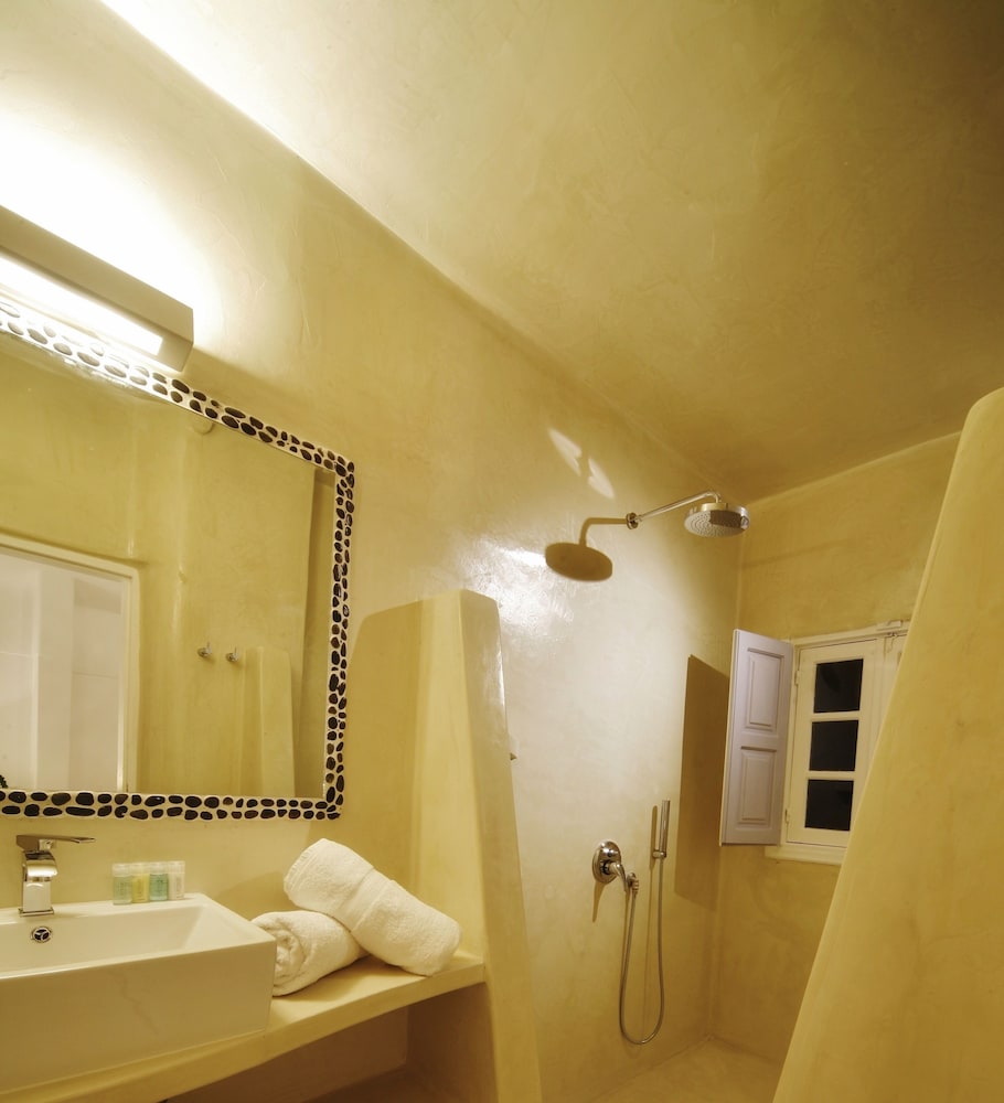 Superior Room, Sea View - Photo 4