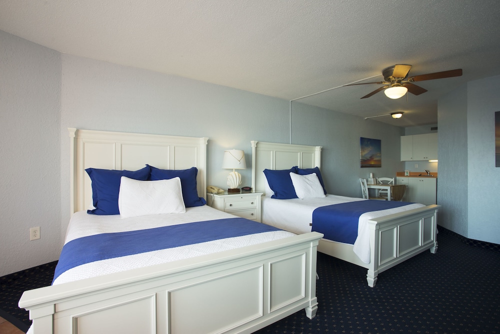 Standard Room, 2 Queen Beds, Kitchenette, Ocean View photo 1