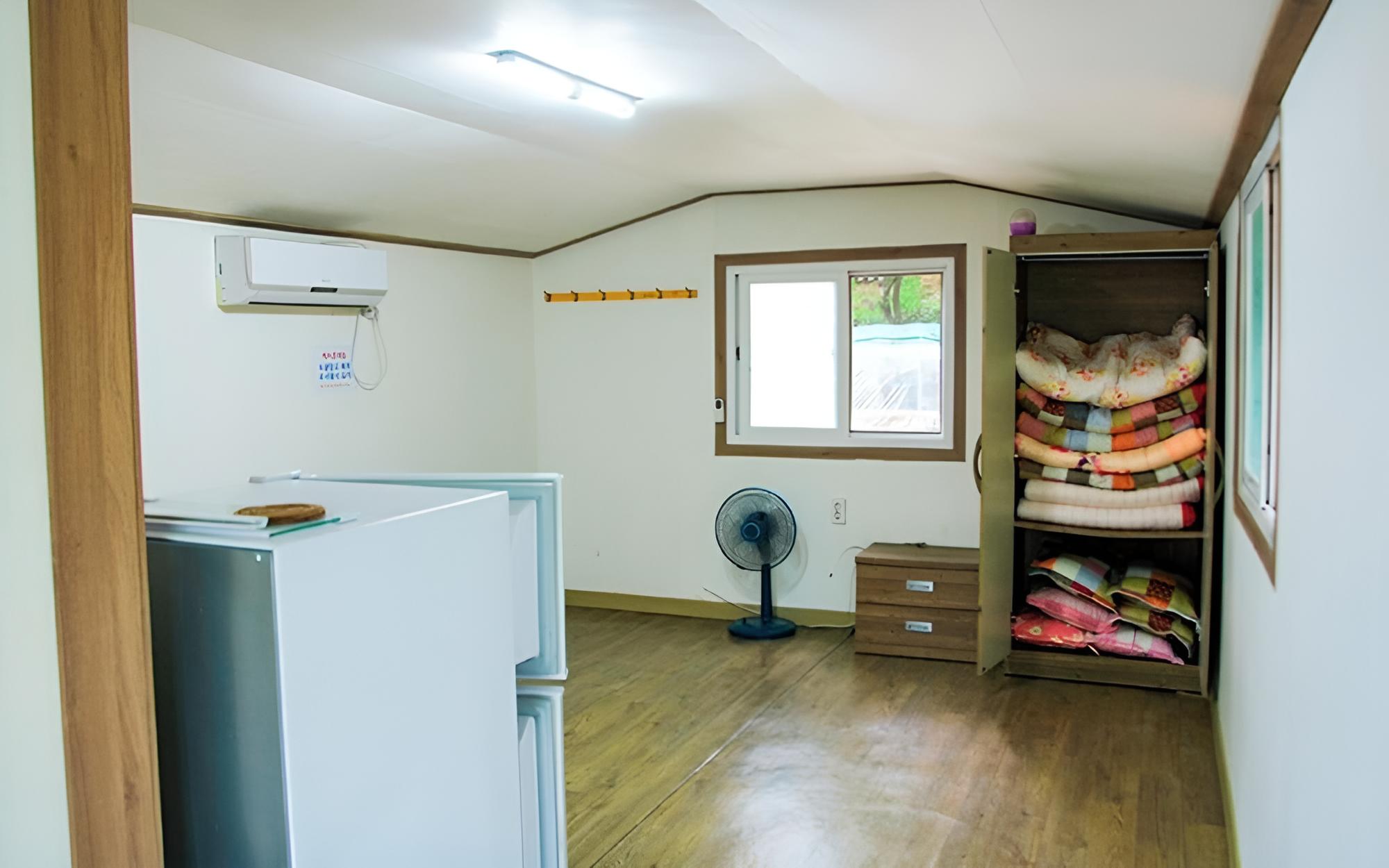 Room (Bungalow (Unshared House)) photo 3