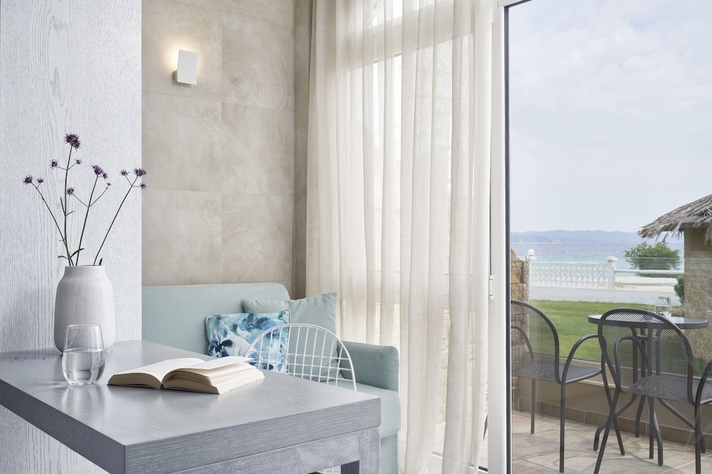 Triple Room, Partial Sea View, Mezzanine