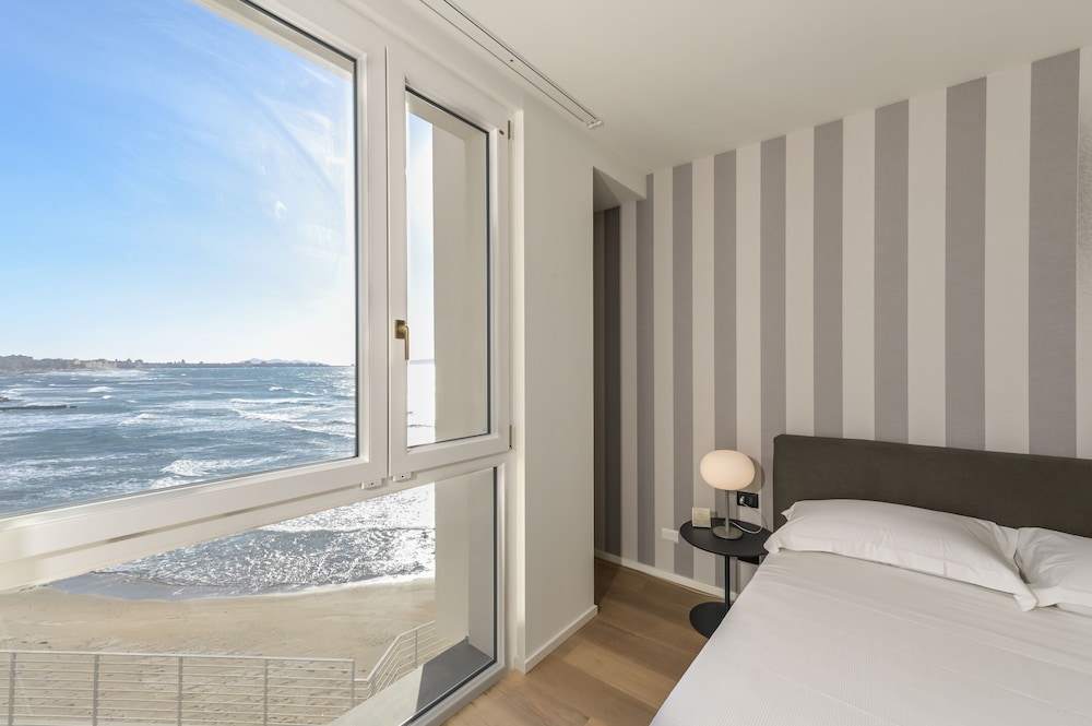 Triple Room, Sea View - Photo 1