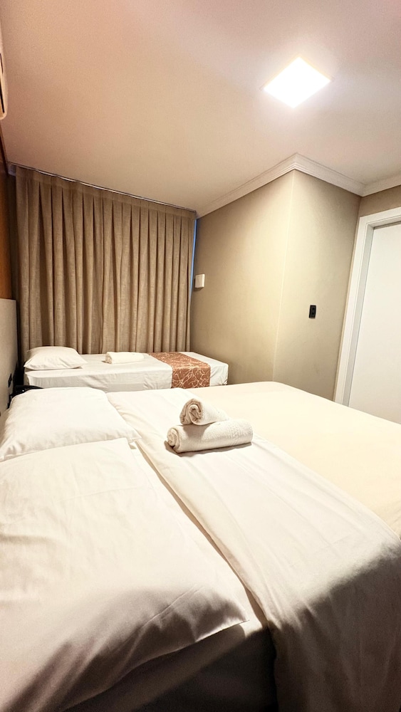 Standard Triple Room photo 2