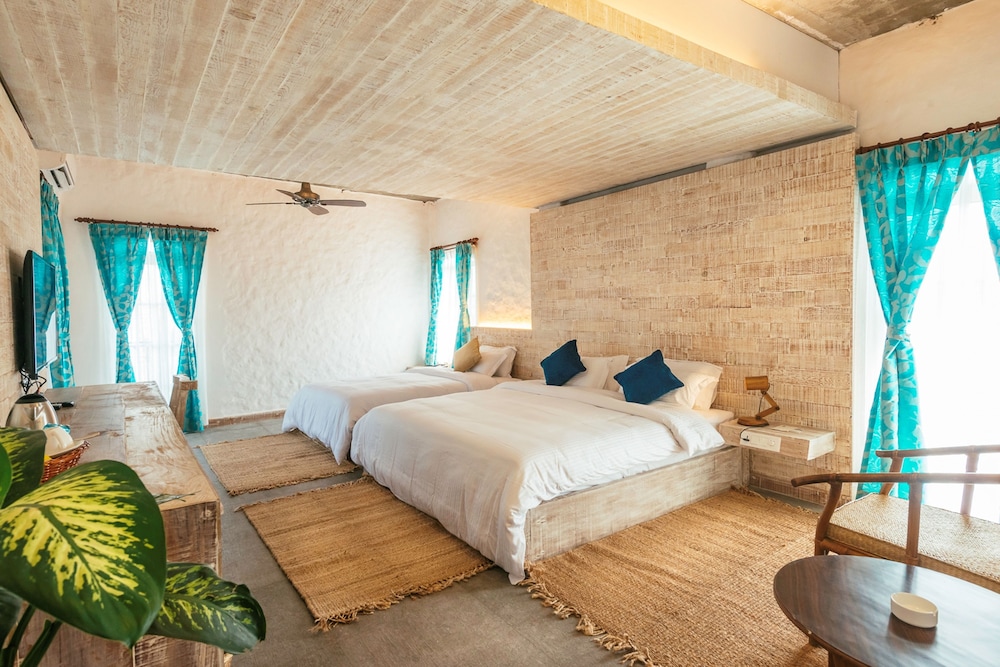 Honeymoon Suite photo 1