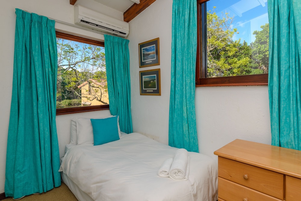 Standard Triple Room photo 2