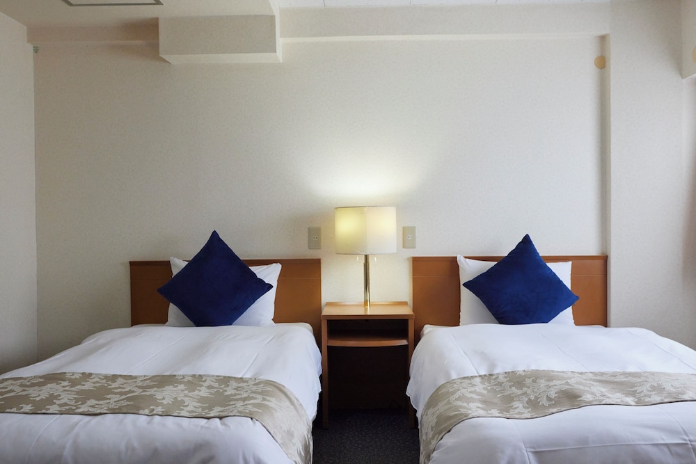 Twin Room, Non Smoking photo 2