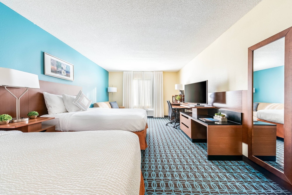 Room, Multiple Beds