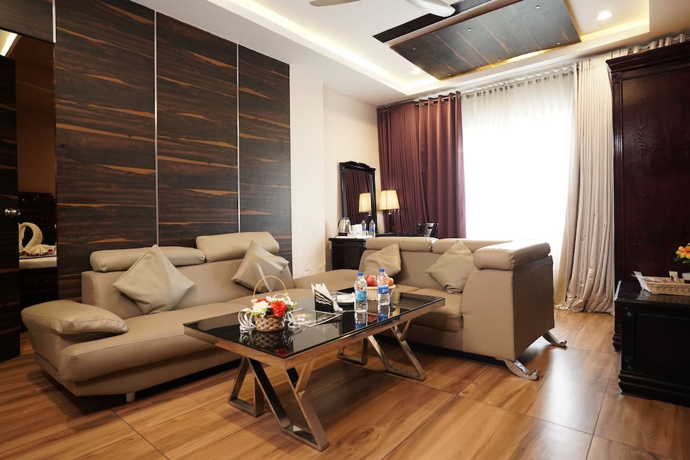 Executive Room photo 2