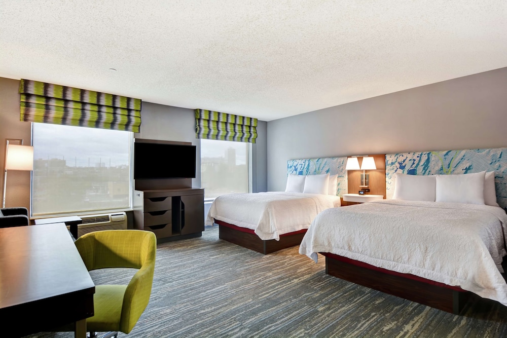 Suite, 2 Queen Beds (City & Water View) photo 1