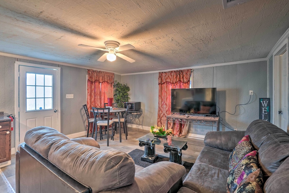 House (2 Bedrooms) photo 1
