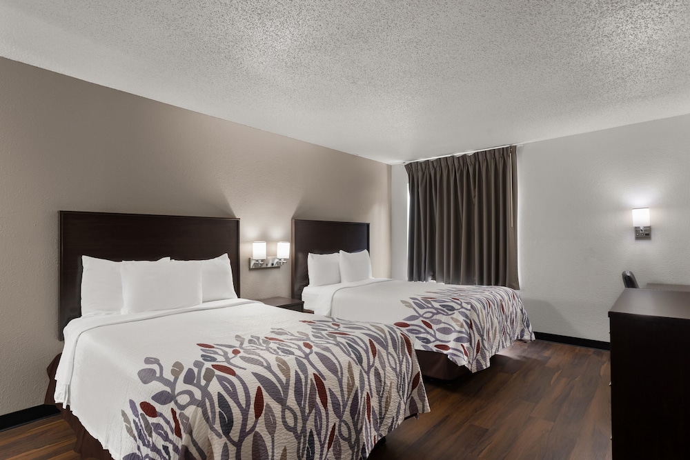 Suite, Non Smoking (2 Double Beds and Sofa Bed) - Photo 1