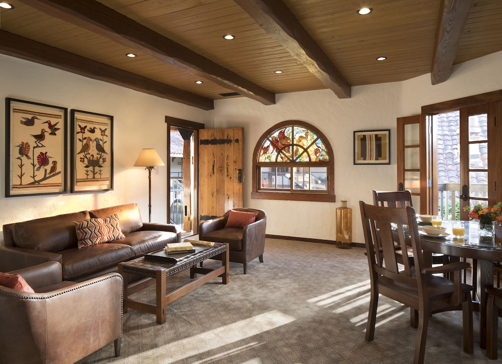 Premium Studio Suite photo 2