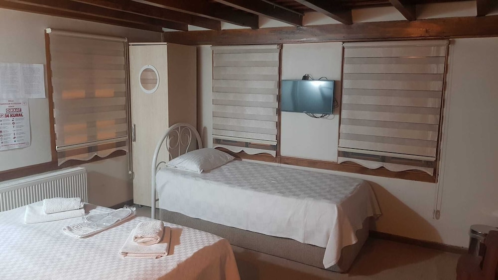 Standard Twin Room, City View photo 1