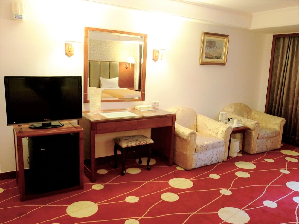 Quadruple Room, 2 Double Beds (HALAL)