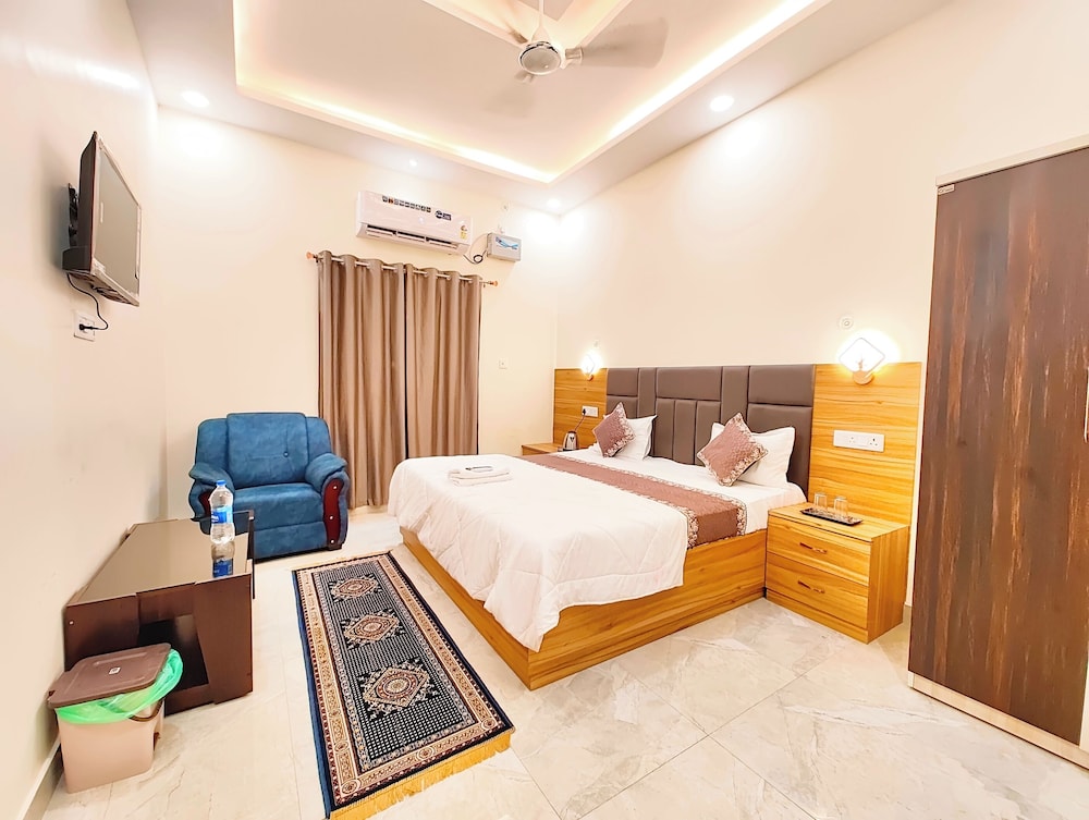 Deluxe Double Room, Multiple Beds, Air conditioning