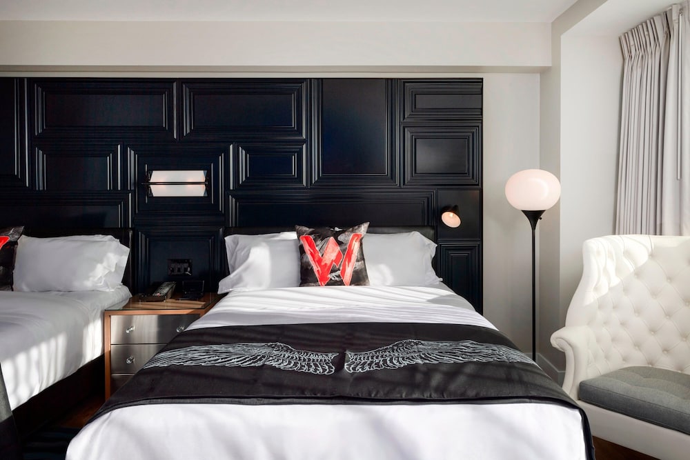 Room, 2 Queen Beds - Photo 4