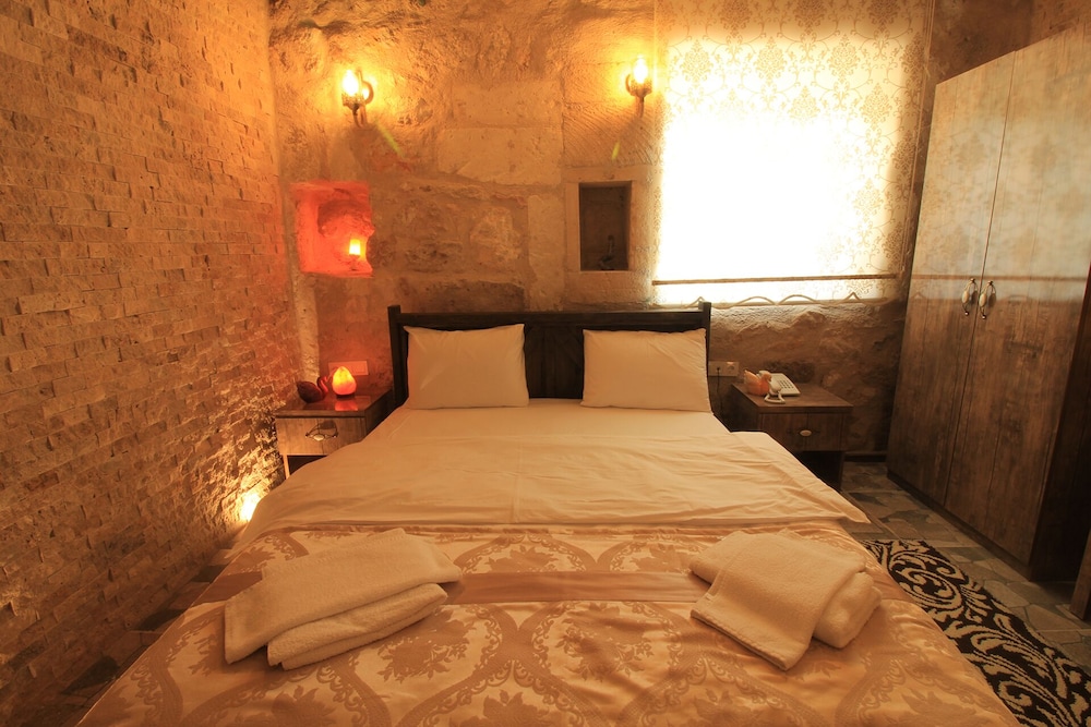 Twin Room - Photo 16