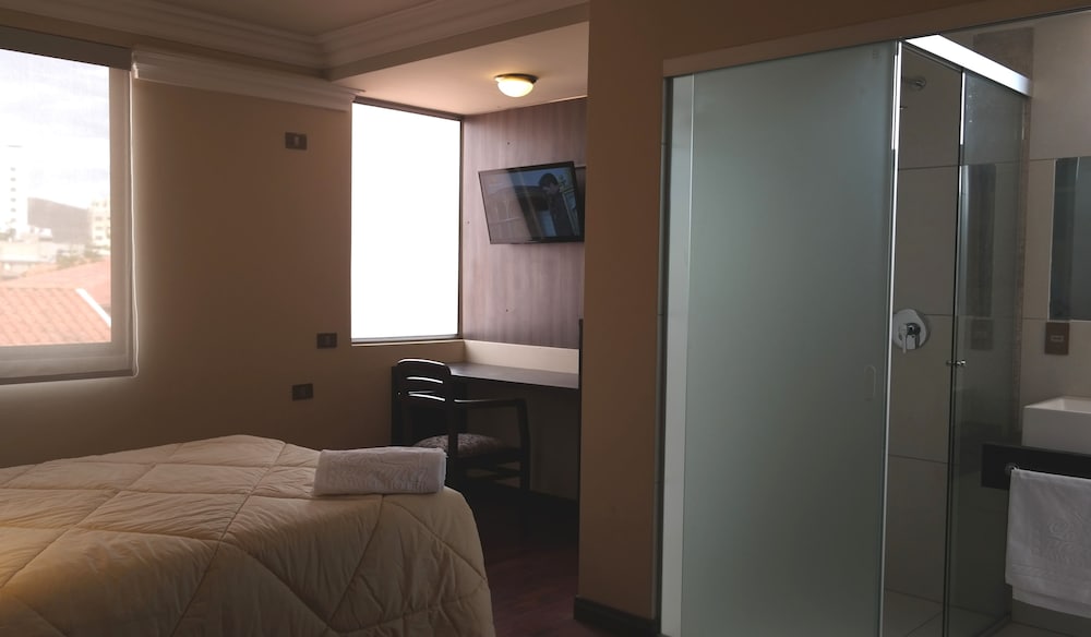 Deluxe Suite photo 3
