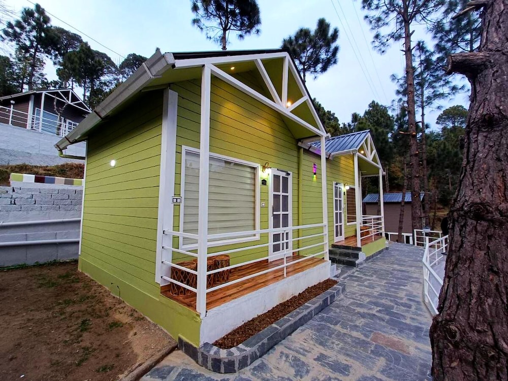Deluxe Cottage