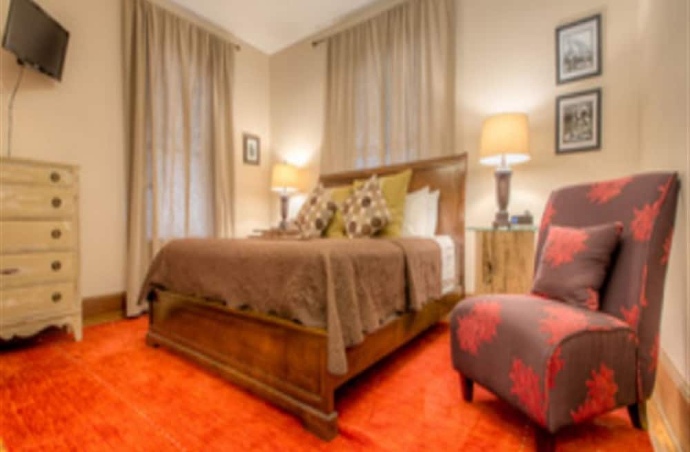 Nora Belle's Cottage Pet Friendly