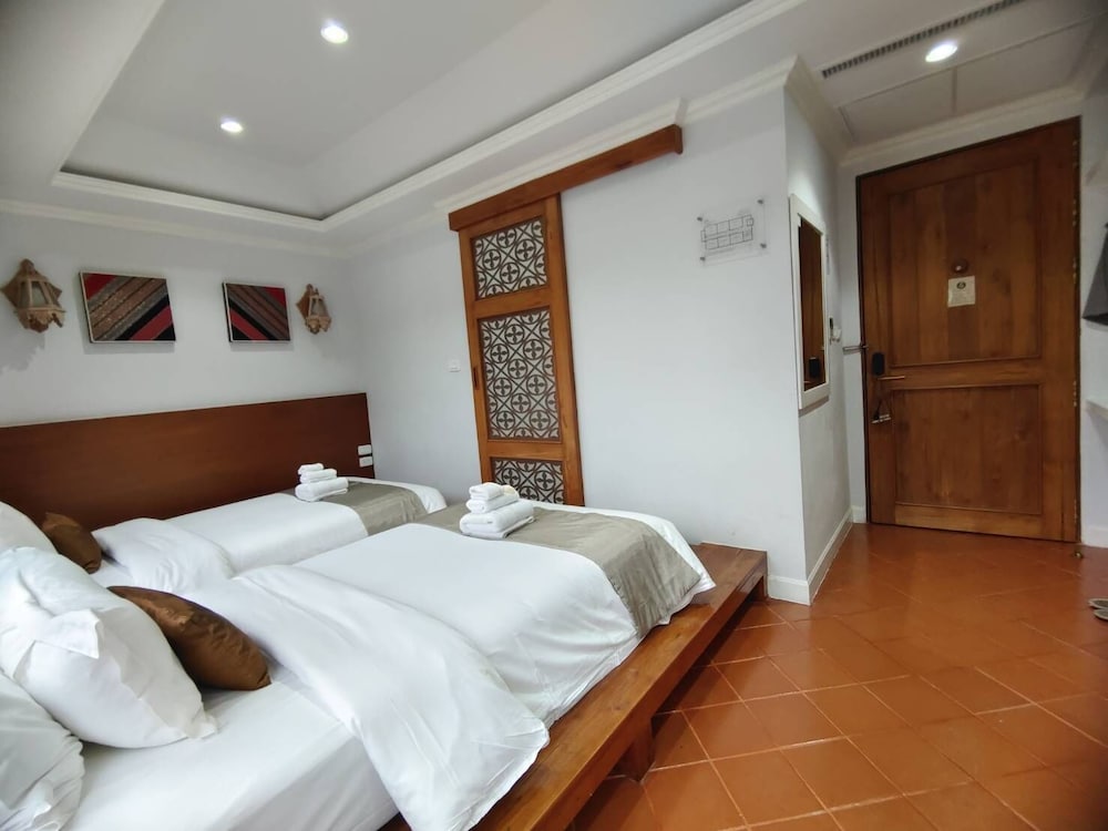 Standard Twin Room, Non Smoking (Lanna Style) - Photo 5