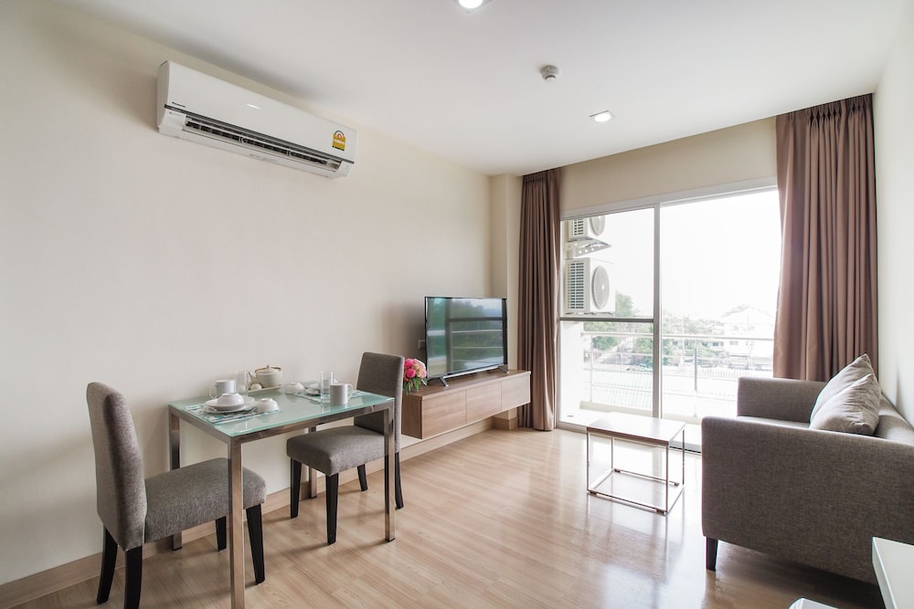 Suite, 1 Bedroom photo 1