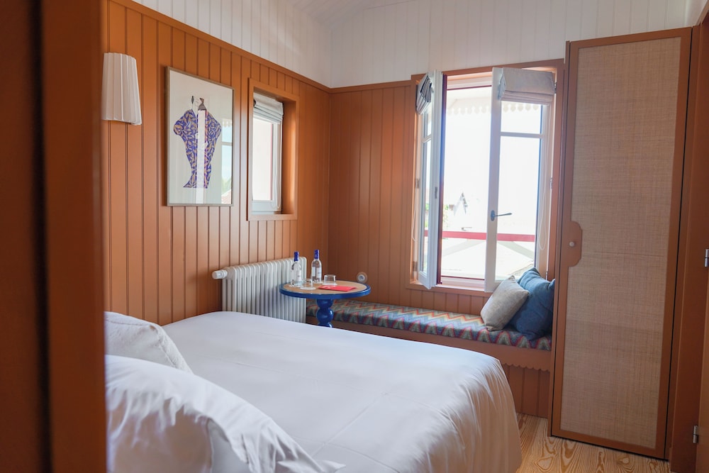 Superior Room, Ocean View (Renaud) photo 1