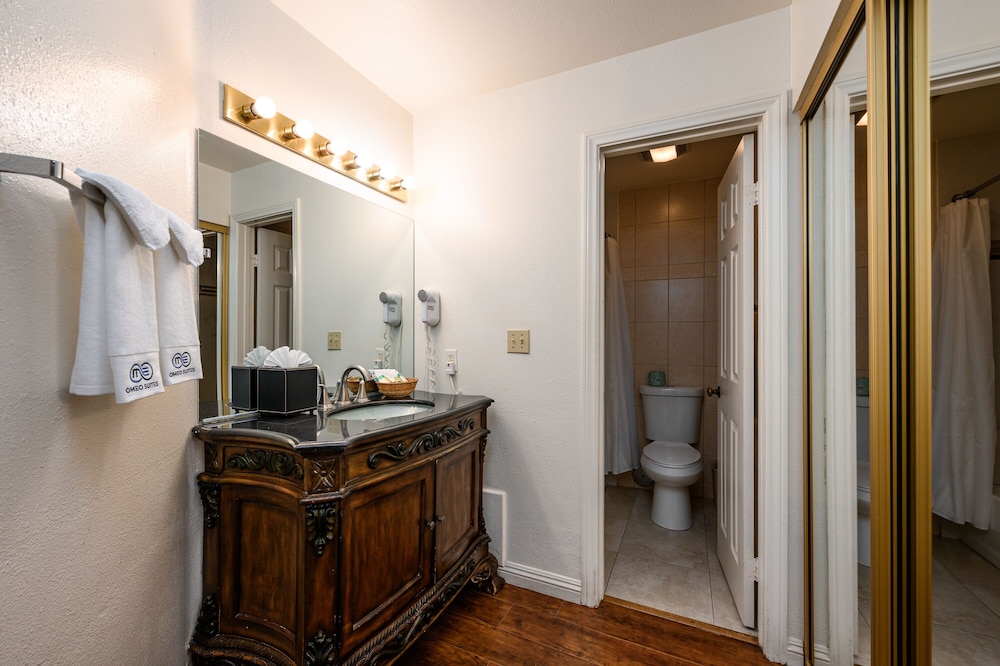 Standard Double Room, Ensuite (Standard Room King) photo 2