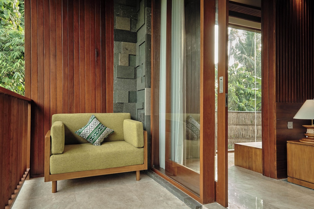 Royal Suite, Garden View