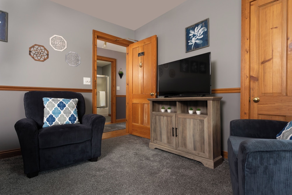 Basic Single Room photo 2